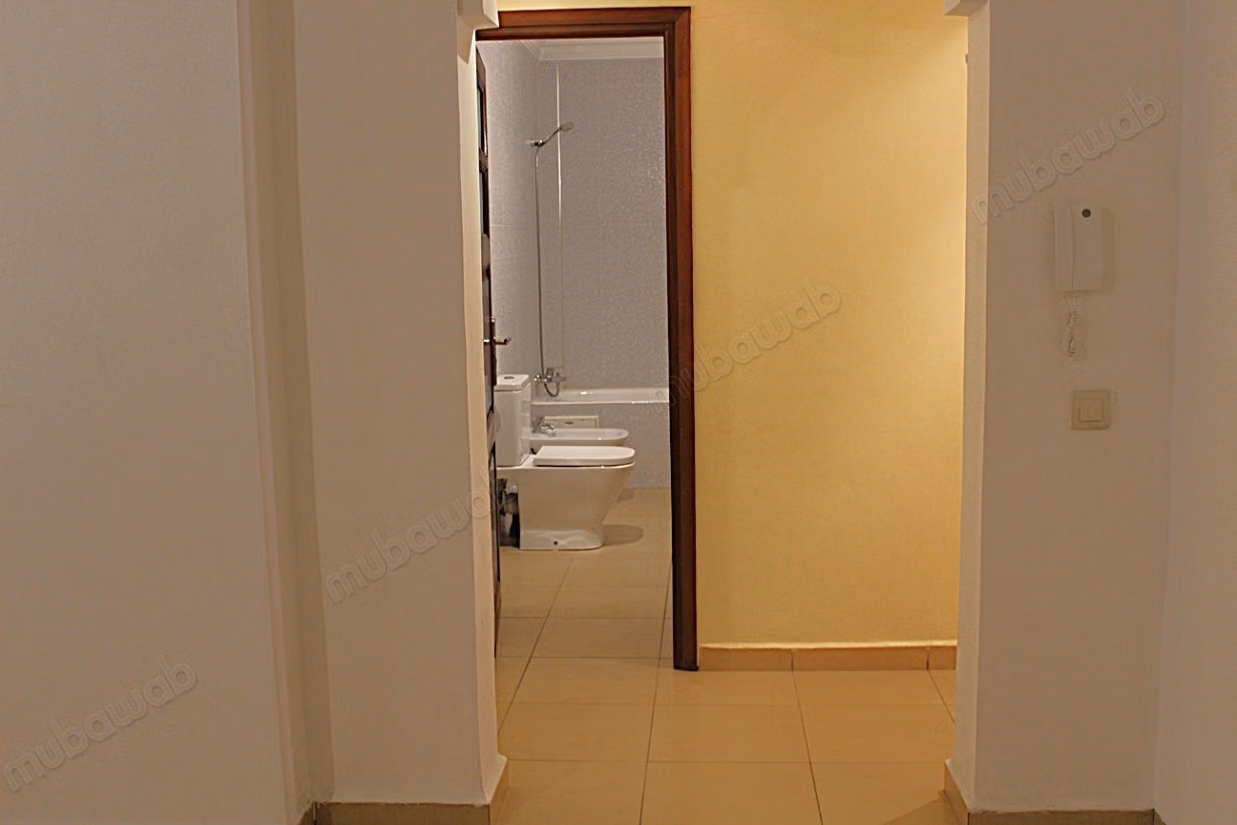 Grand appartement de 3 chambres en rdc