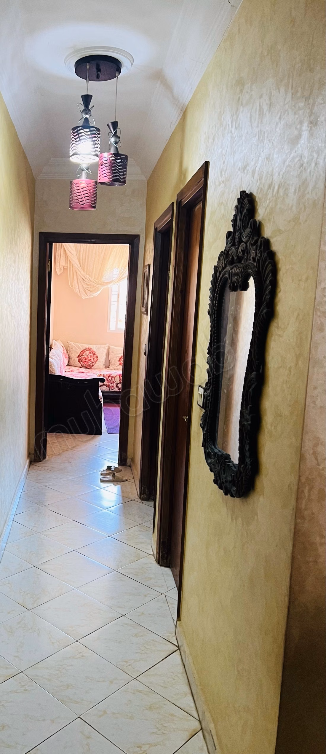 Mooie appartement te koop in Sidi Hajji. 2 mooie slaapkamers. Satellietsysteem