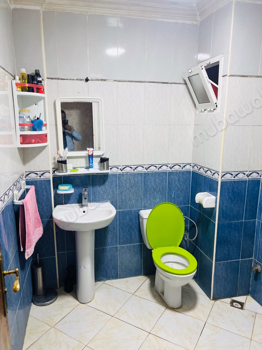 Mooie appartement te koop in Sidi Hajji. 2 mooie slaapkamers. Satellietsysteem