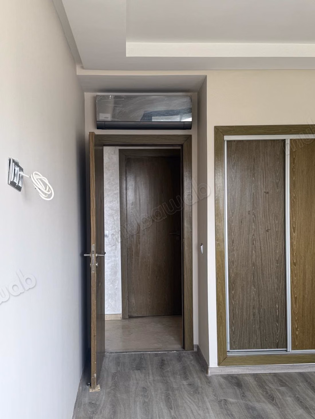 Très bel appartement en location à Quartier du Parc.
Surface de 90 m².
Concierge et climatisation