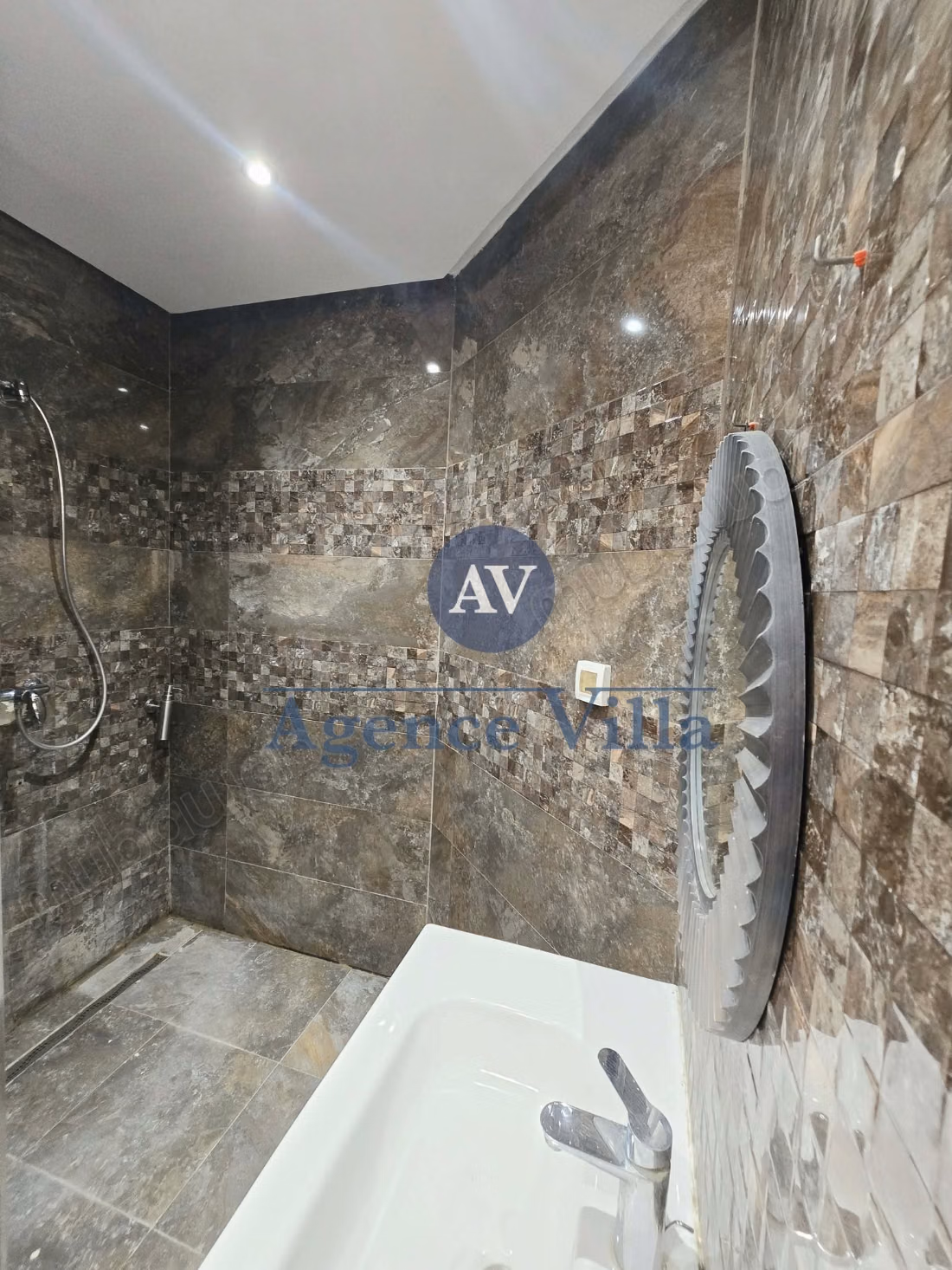 In affitto un duplex S2 con giardino a La Soukra