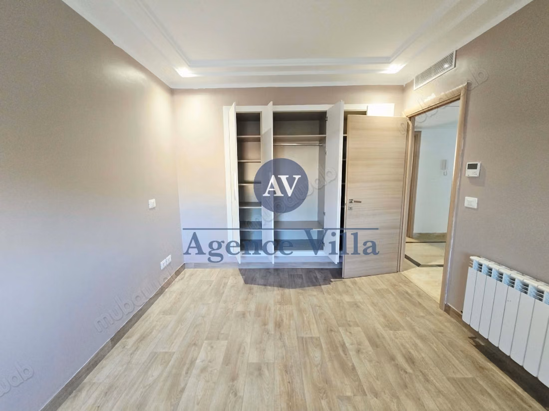 In affitto un duplex S2 con giardino a La Soukra