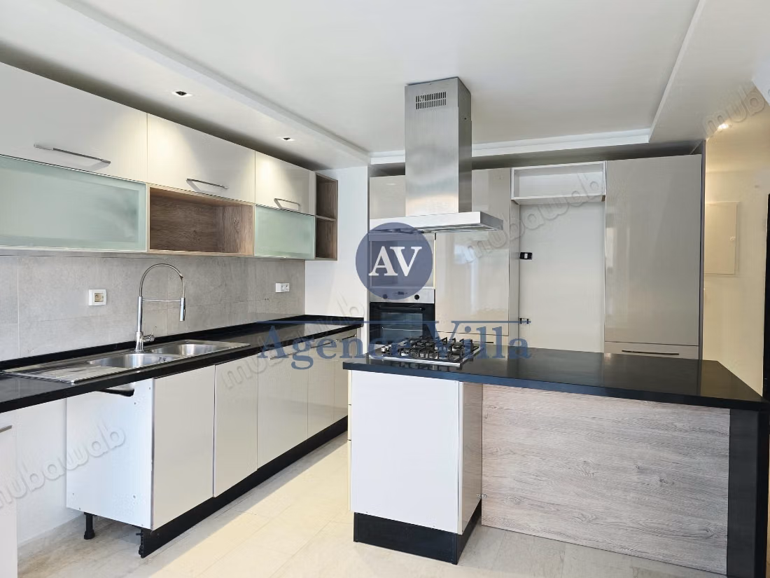 In affitto un duplex S2 con giardino a La Soukra