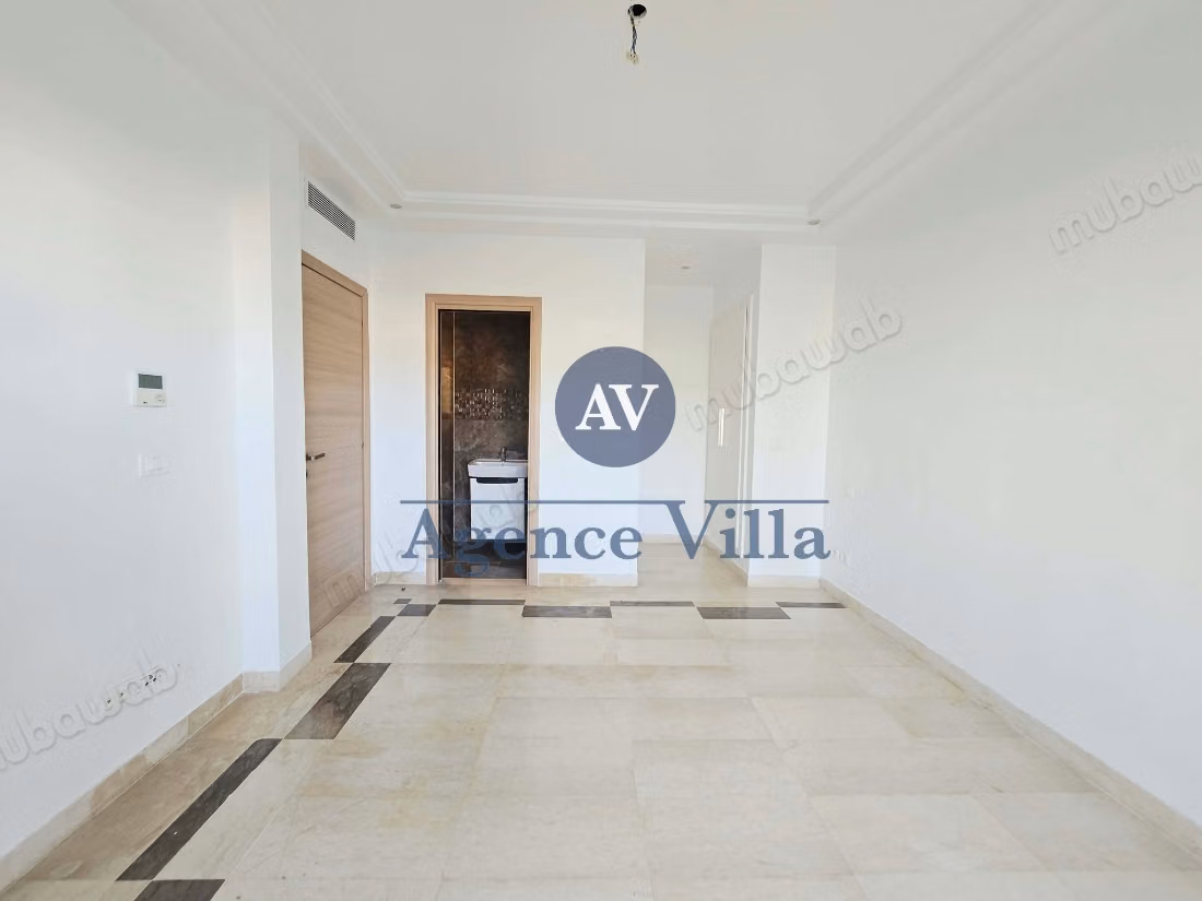 In affitto un duplex S2 con giardino a La Soukra
