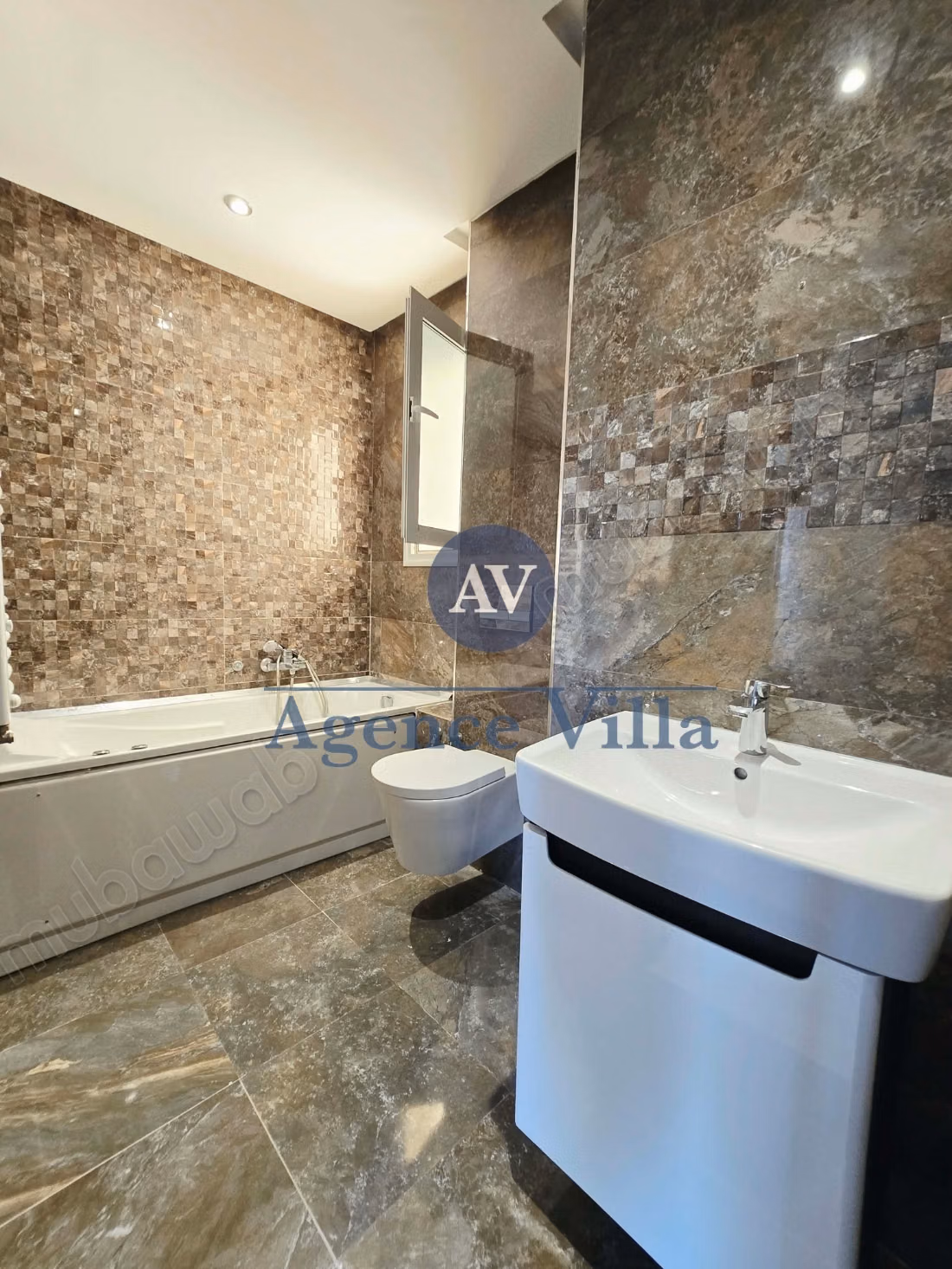 In affitto un duplex S2 con giardino a La Soukra