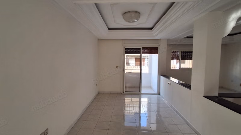 Appartement vide a louer agdal