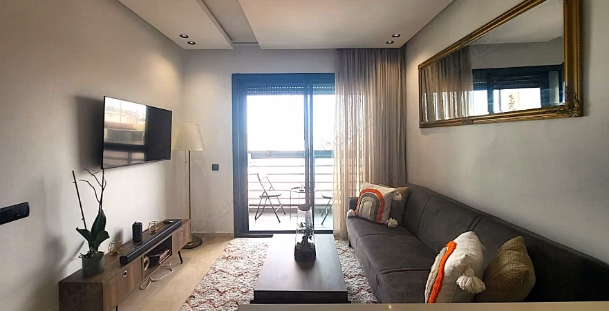 Studio meublé 5éme étg balcon clim 47 m² Bourgogne