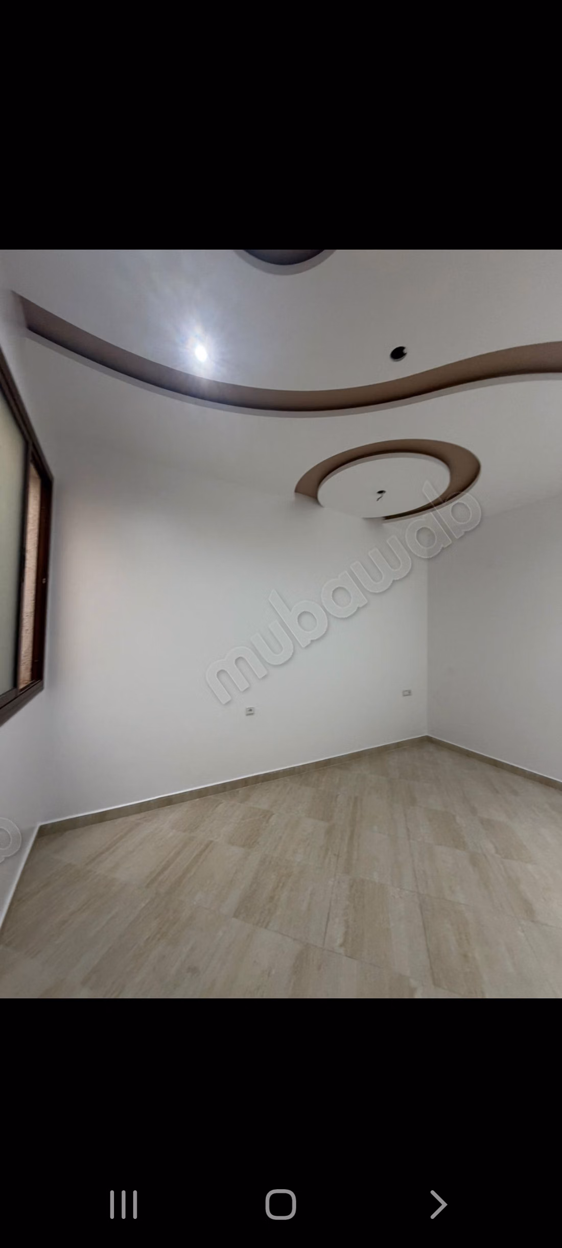 Maison à louer à Moujahidine 
2 niveaux privatifs