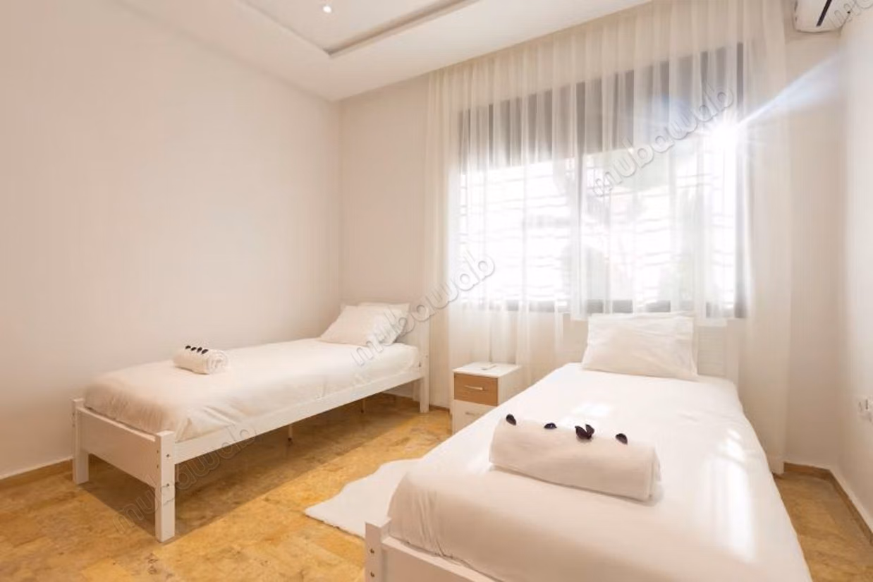 Grande appartamento con giardino privato