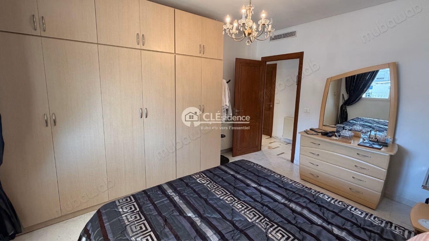 Un superbe S4 a vendre aux Jardins de carthage