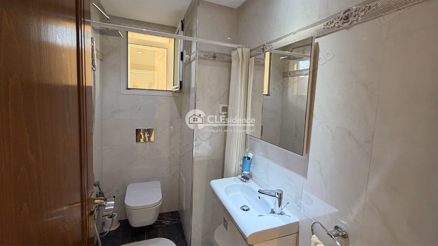 Un superbe S4 a vendre aux Jardins de carthage
