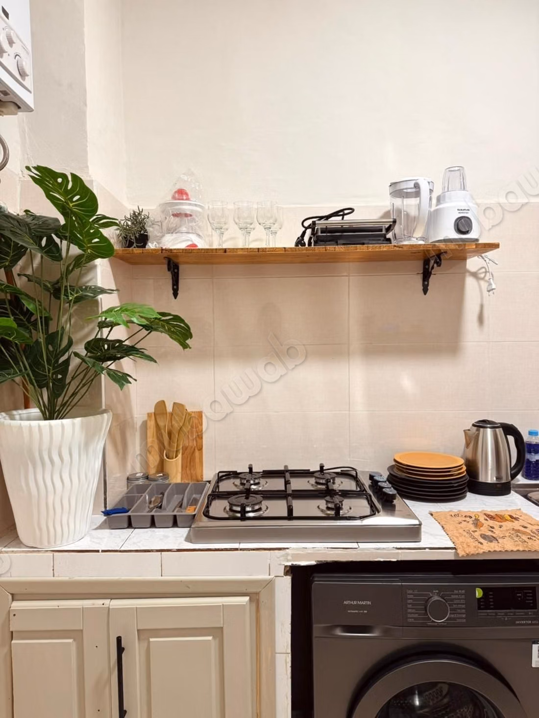 Superbe appartement à louer dans le quartier El Ensanche. Petite superficie de 75 m². WiFi accessible