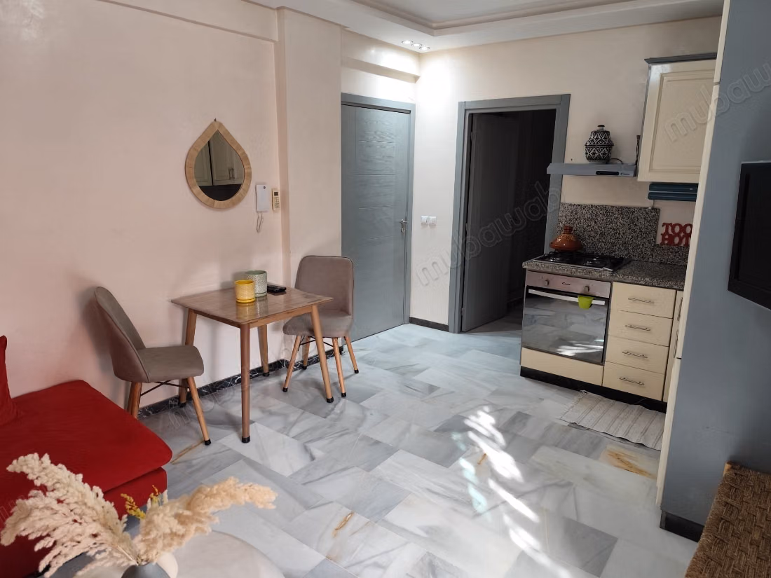 Appartement meublé à louer – Guéliz, Av Hassan 2
