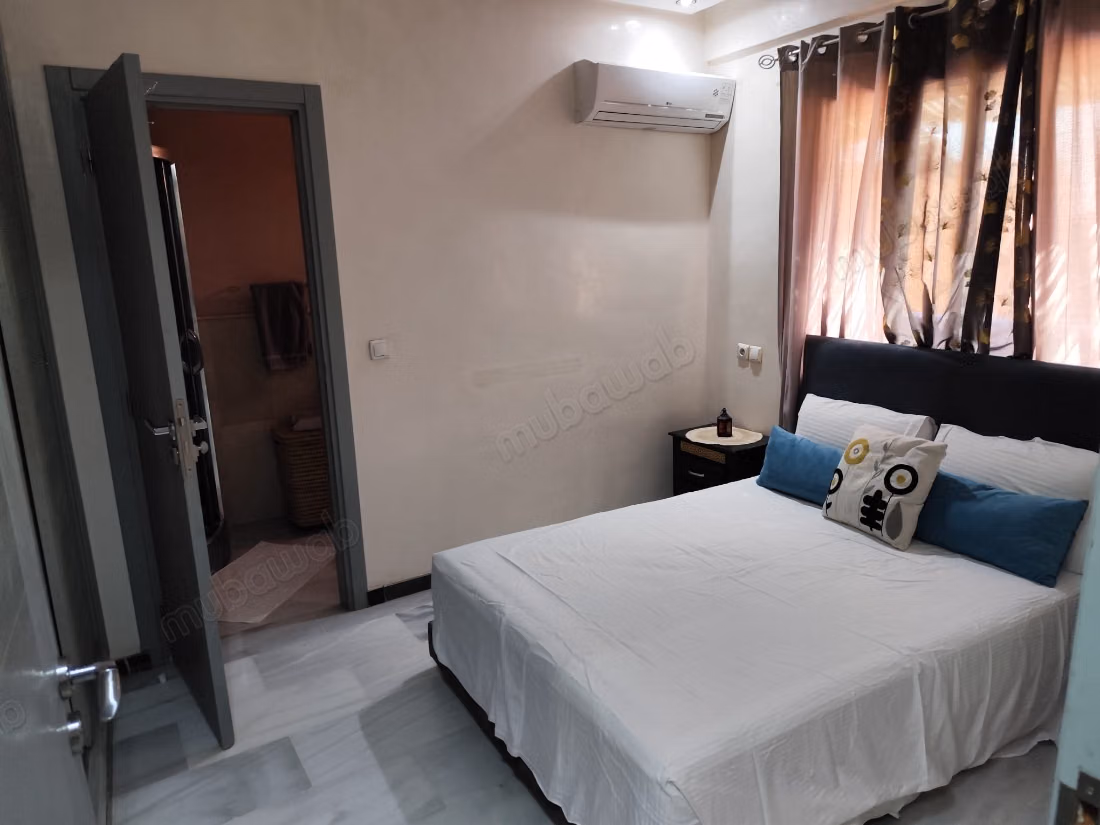 Appartement meublé à louer – Guéliz, Av Hassan 2