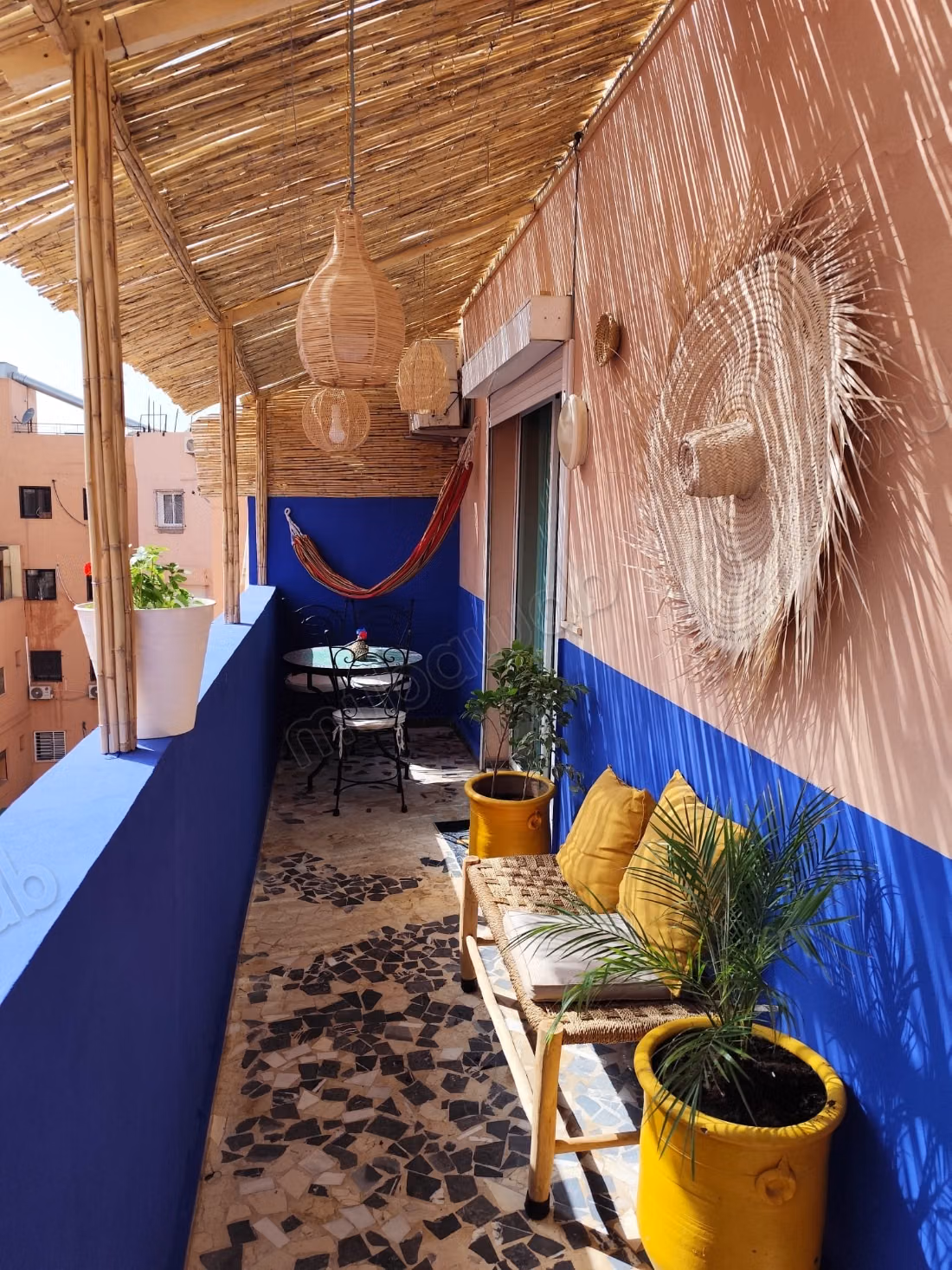 Appartement meublé à louer – Guéliz, Av Hassan 2