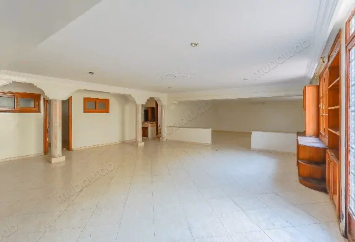 Majestueuse Villa 688 m² à Lissasfa
