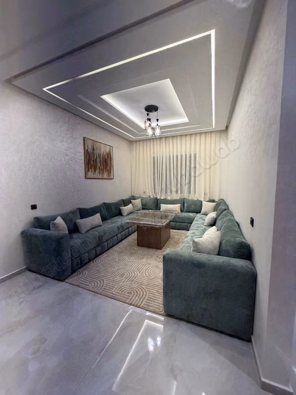 Affitta questo appartamento a Hay Mohammadi. 2 camere. Arredato