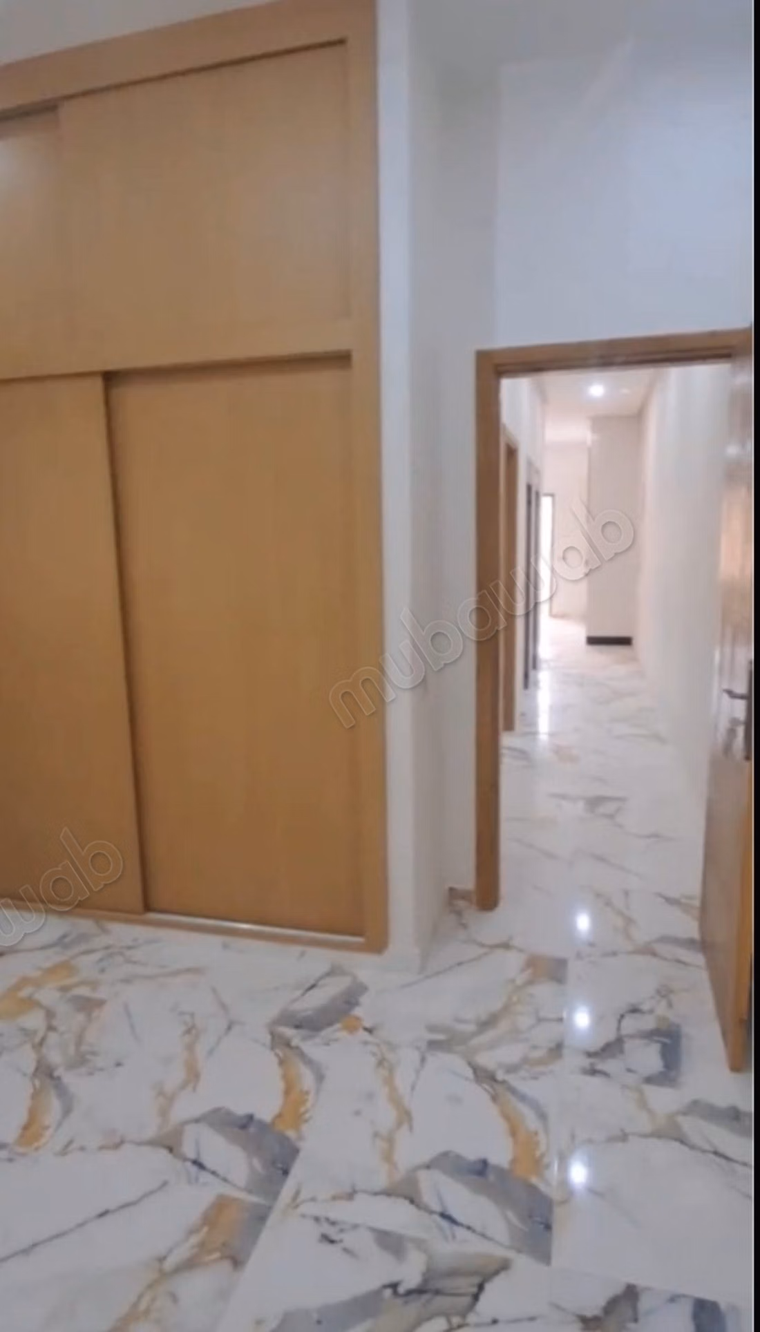 Bonito apartamento en venta en Hay Mohammadi. Superficie 63 m². Ascensor