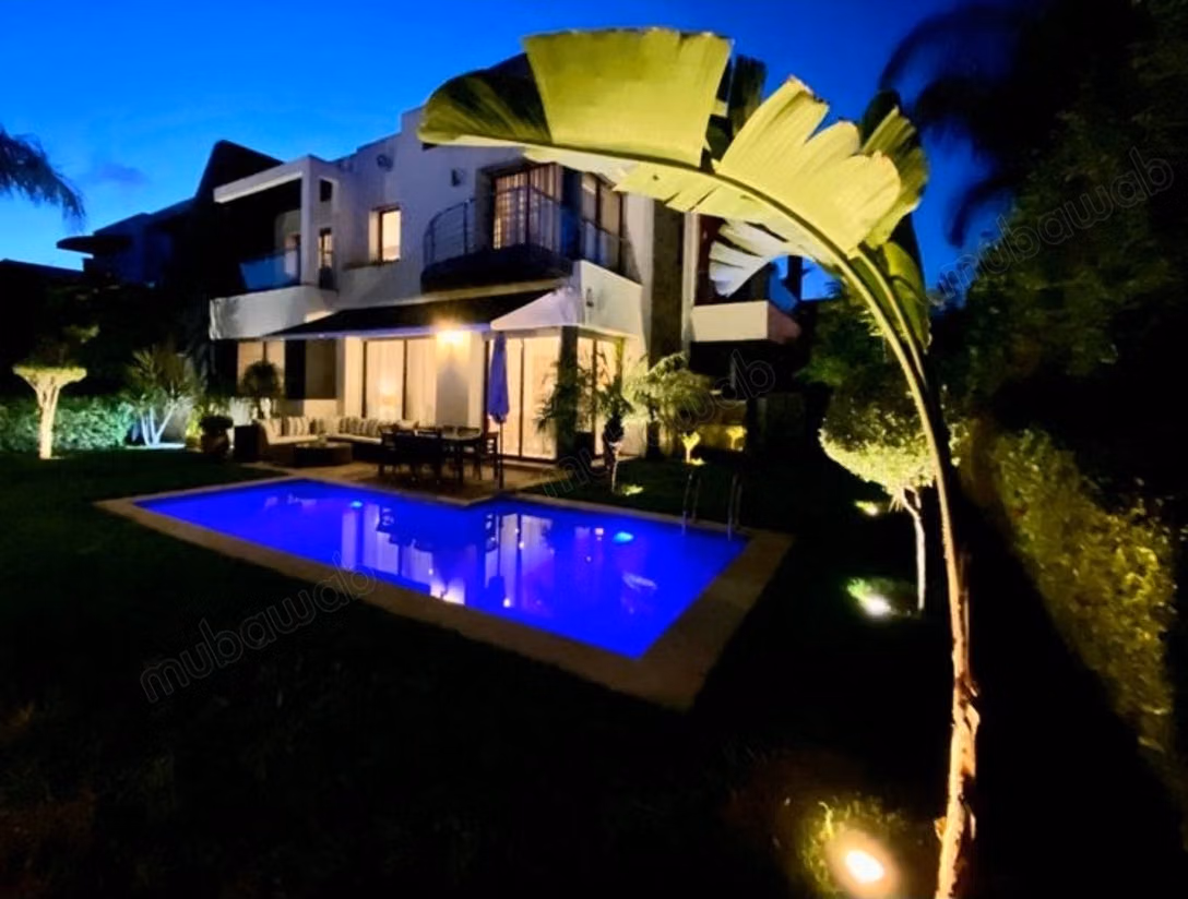 Villa moderna a vender en Bouskoura