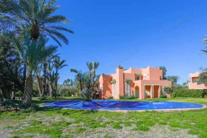 Sublime luxury villa for sale in the Palmeraie Circuit