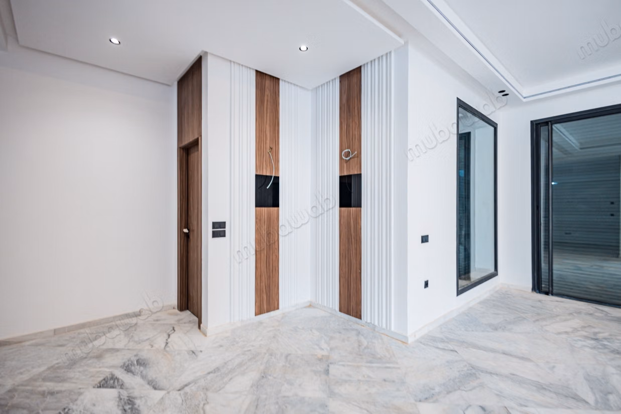 Suntuosa casa en venta en Route Immouzer. Área total 492 m²