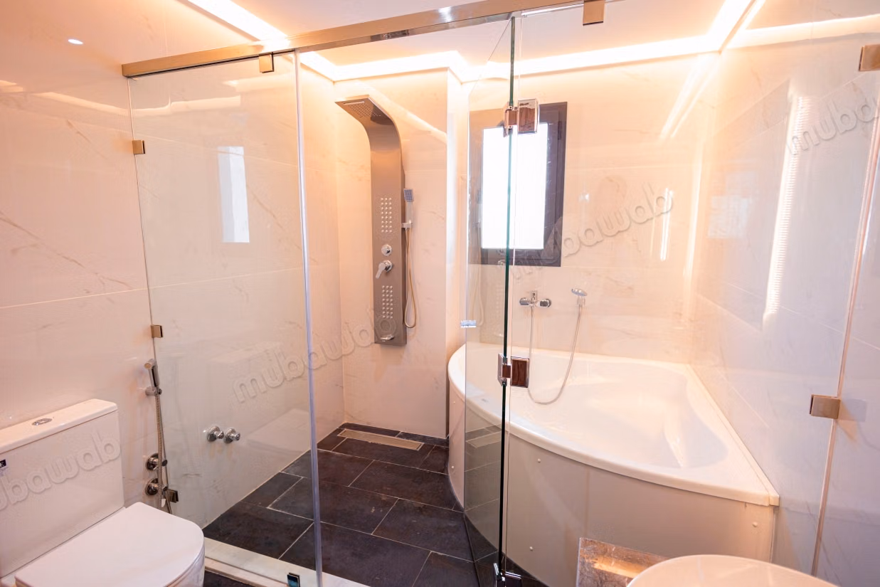 Suntuosa casa en venta en Route Immouzer. Área total 492 m²
