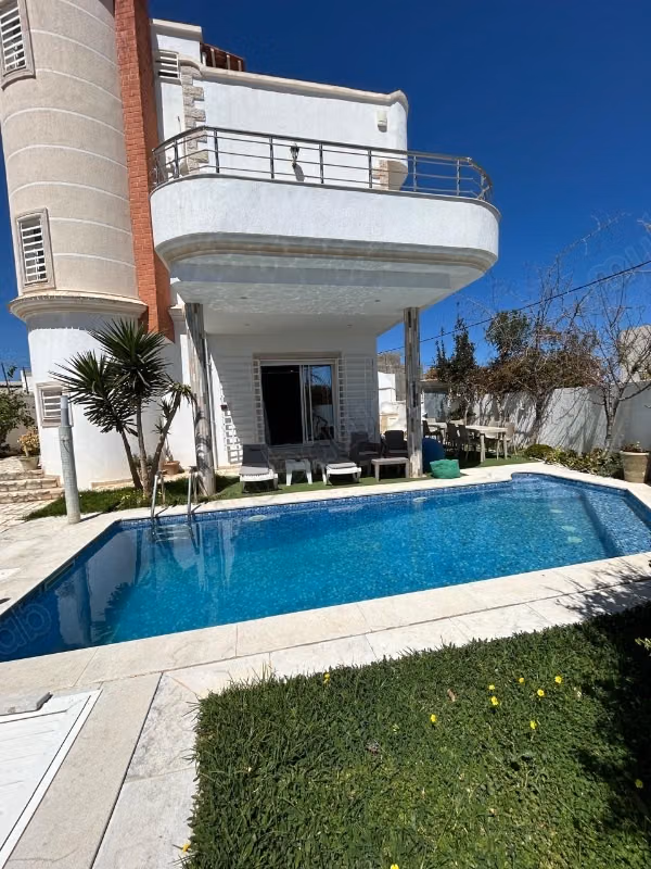 Villa raf raf