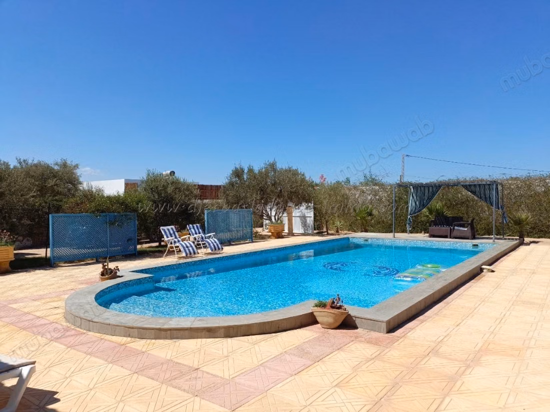 Location annuelle belle maison S4 à Tezdaine
