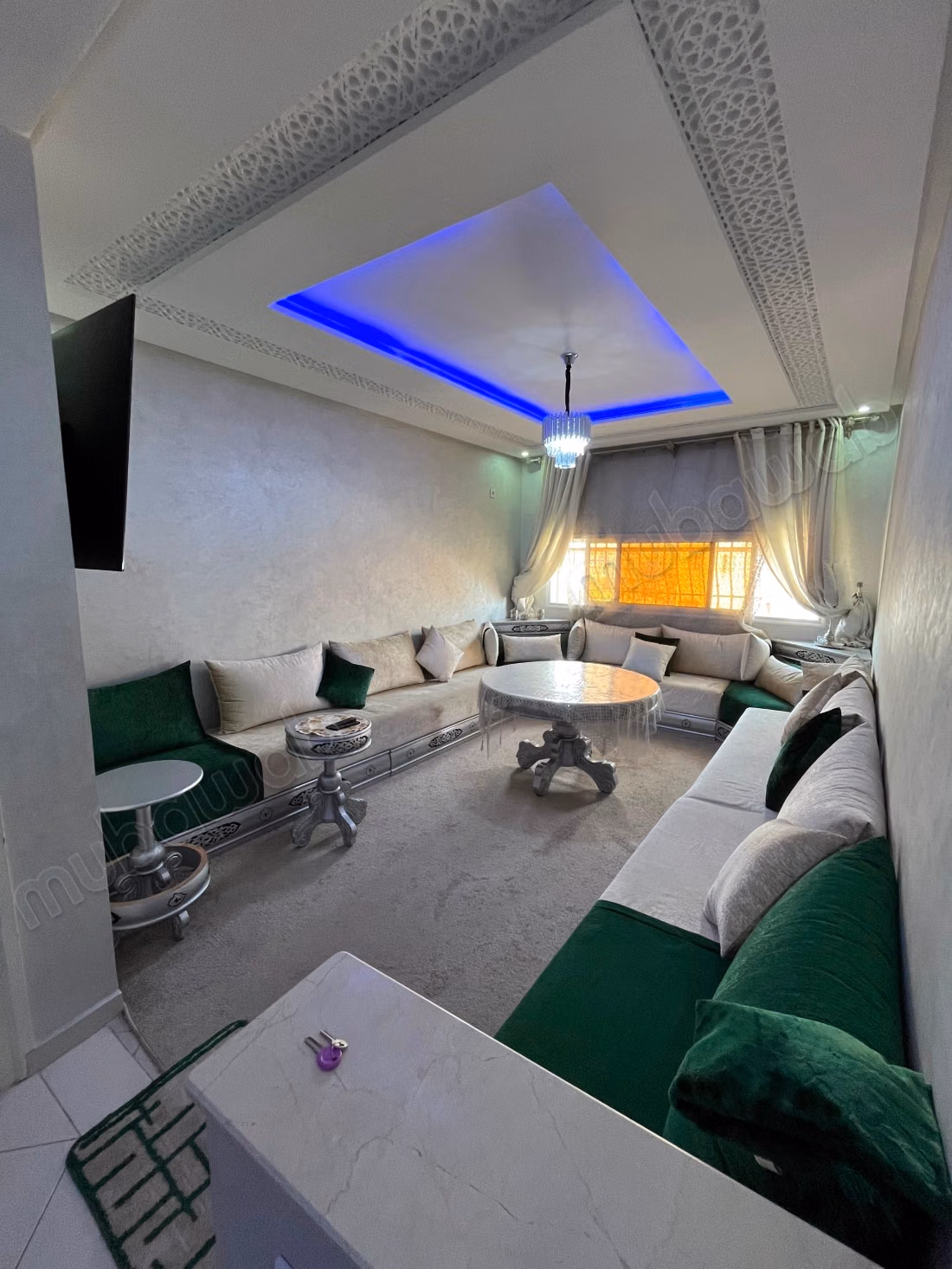 Appartement de vacances à louer à Hay Salam. 2 chambres. Salon Marocain, sécurité