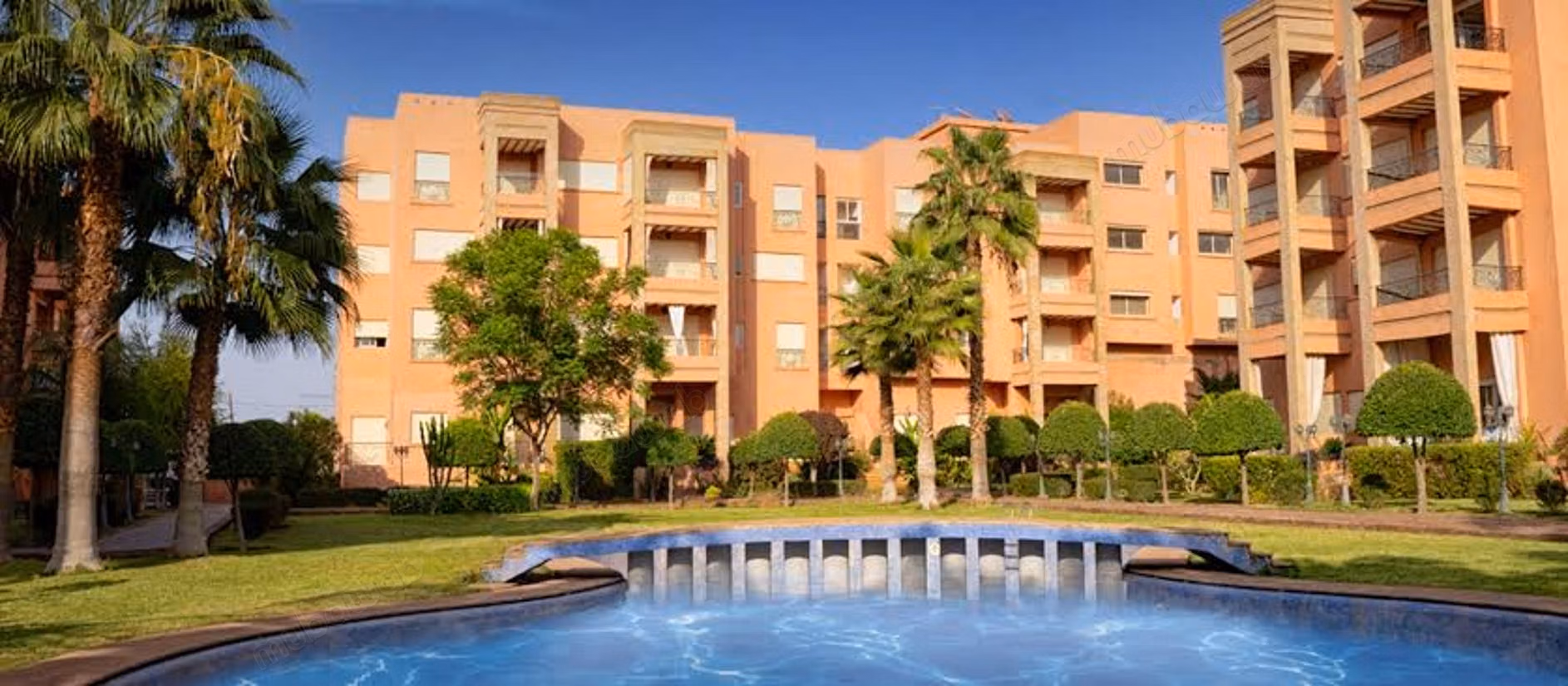 Bel appartement à vendre à Marrakech 
route de casablanca — 2