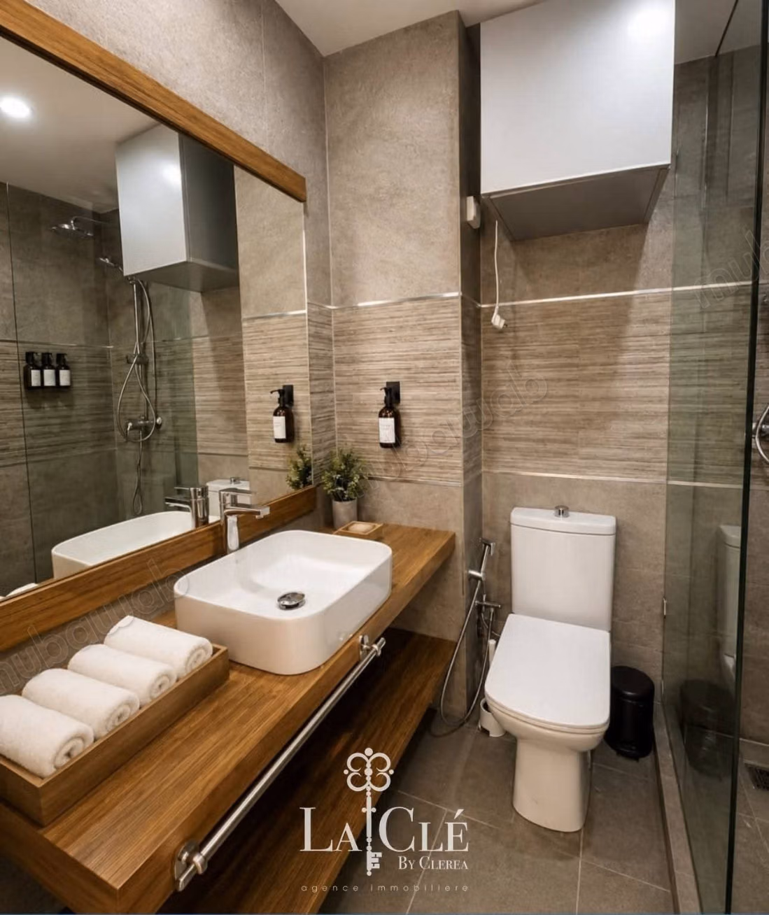 Rental of an apartment in CIL Hay Salam. Total area 79 m². Well furnished