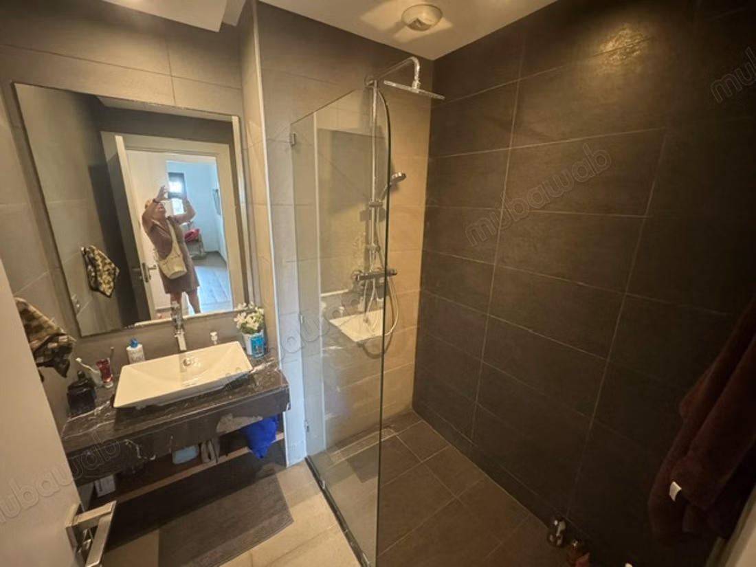 Appartement avec terrasse meublé à CFC