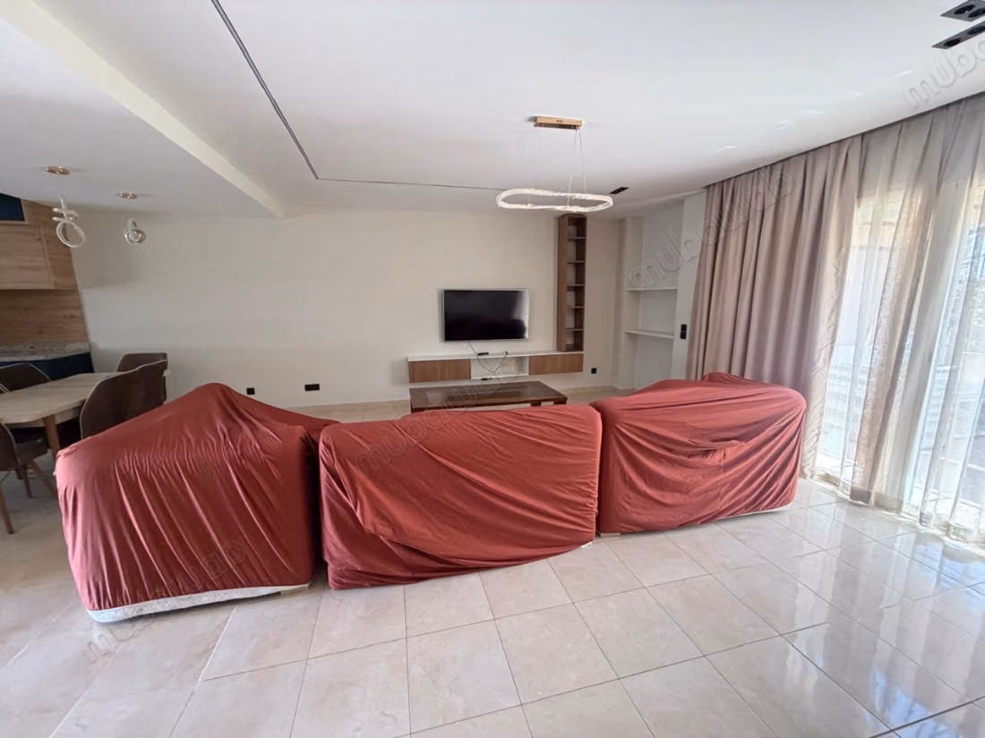 Bella villa moderna reformada en venta 220m2