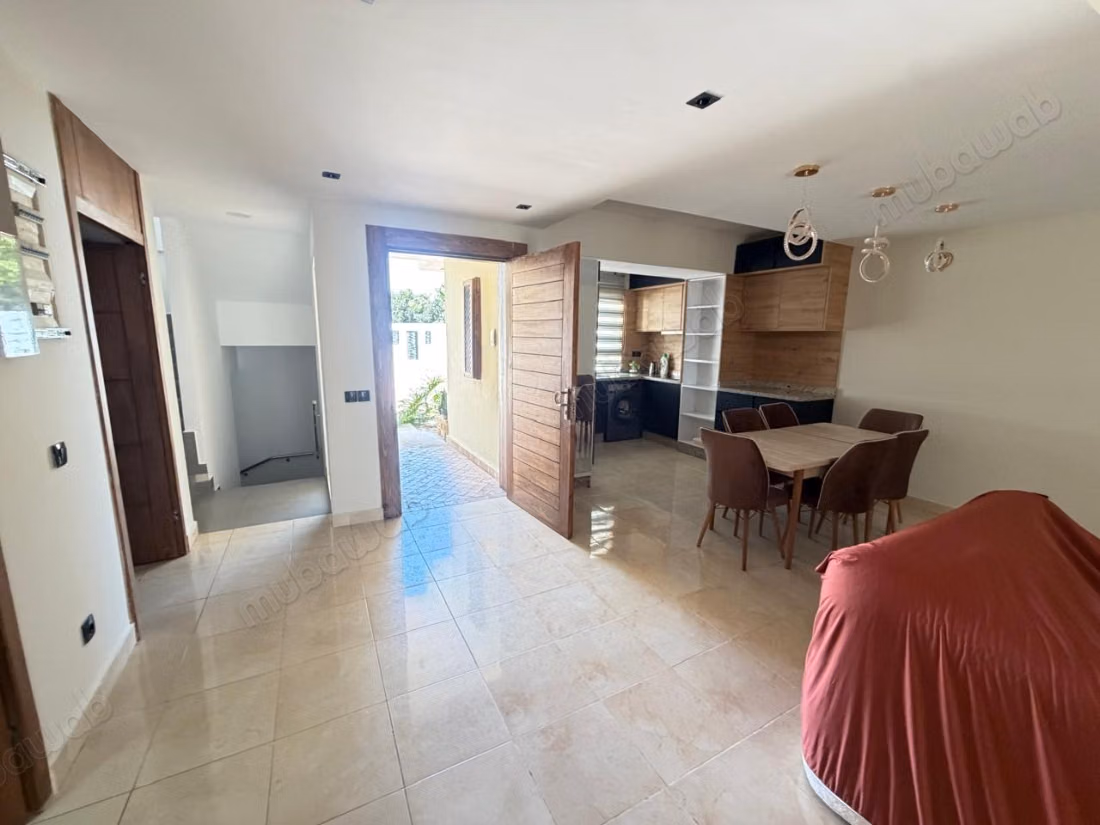 Bella villa moderna reformada en venta 220m2