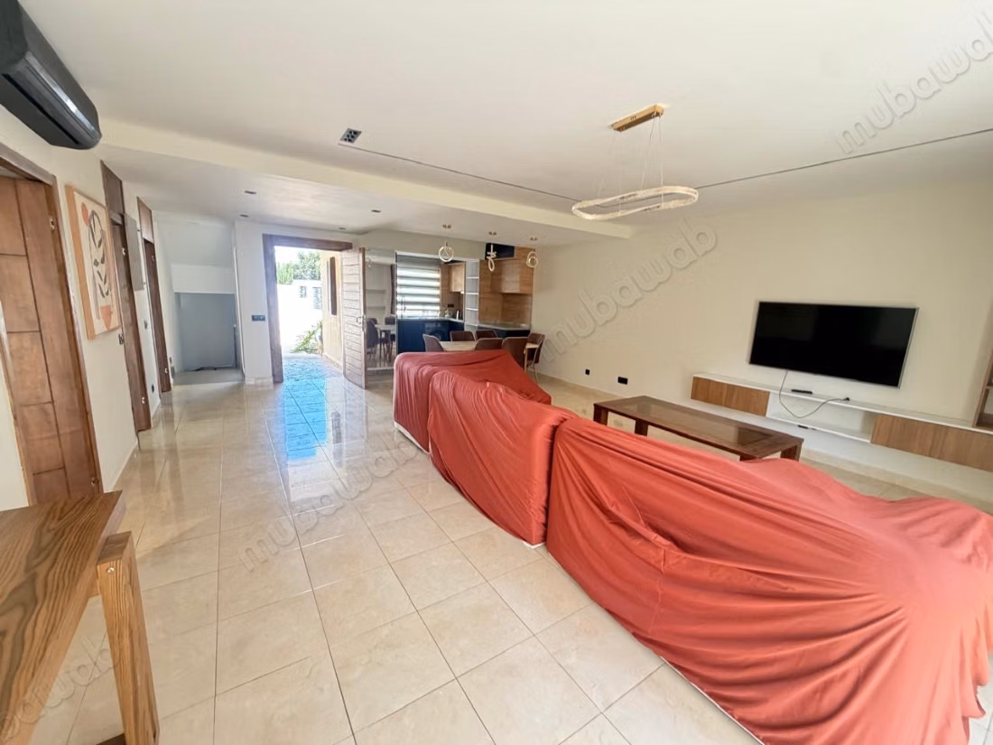 Bella villa moderna reformada en venta 220m2