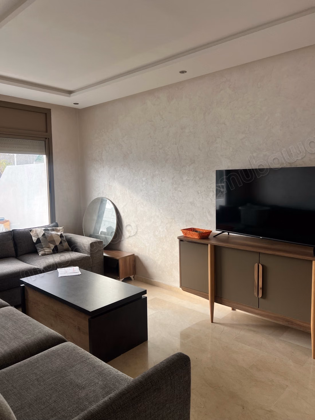 Appartement à louer en Hassan Centre Ville.
Superficie 115 m².
Bien meublé