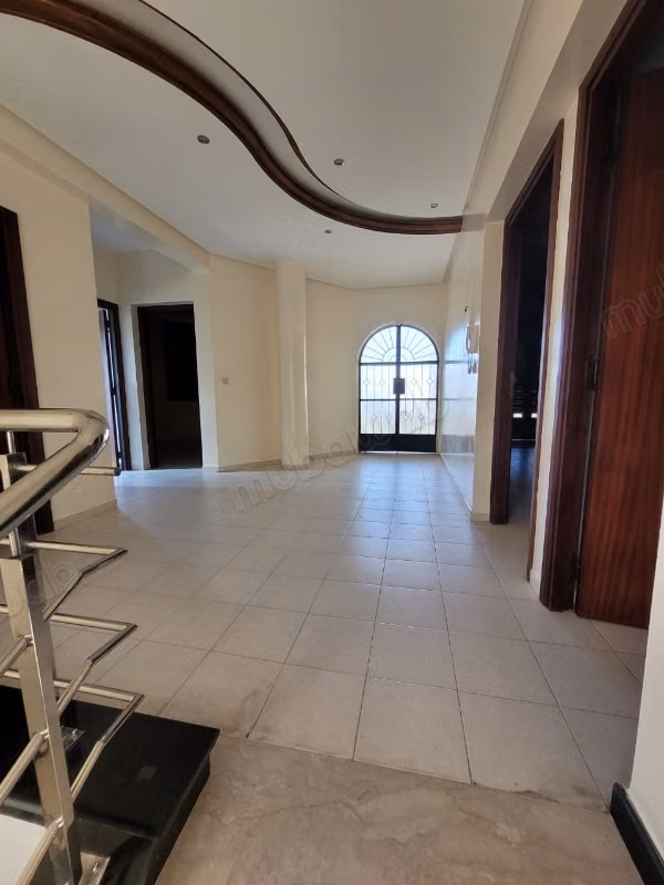 Superb Villa for rent on Avenue Ennakhil Hay Riad