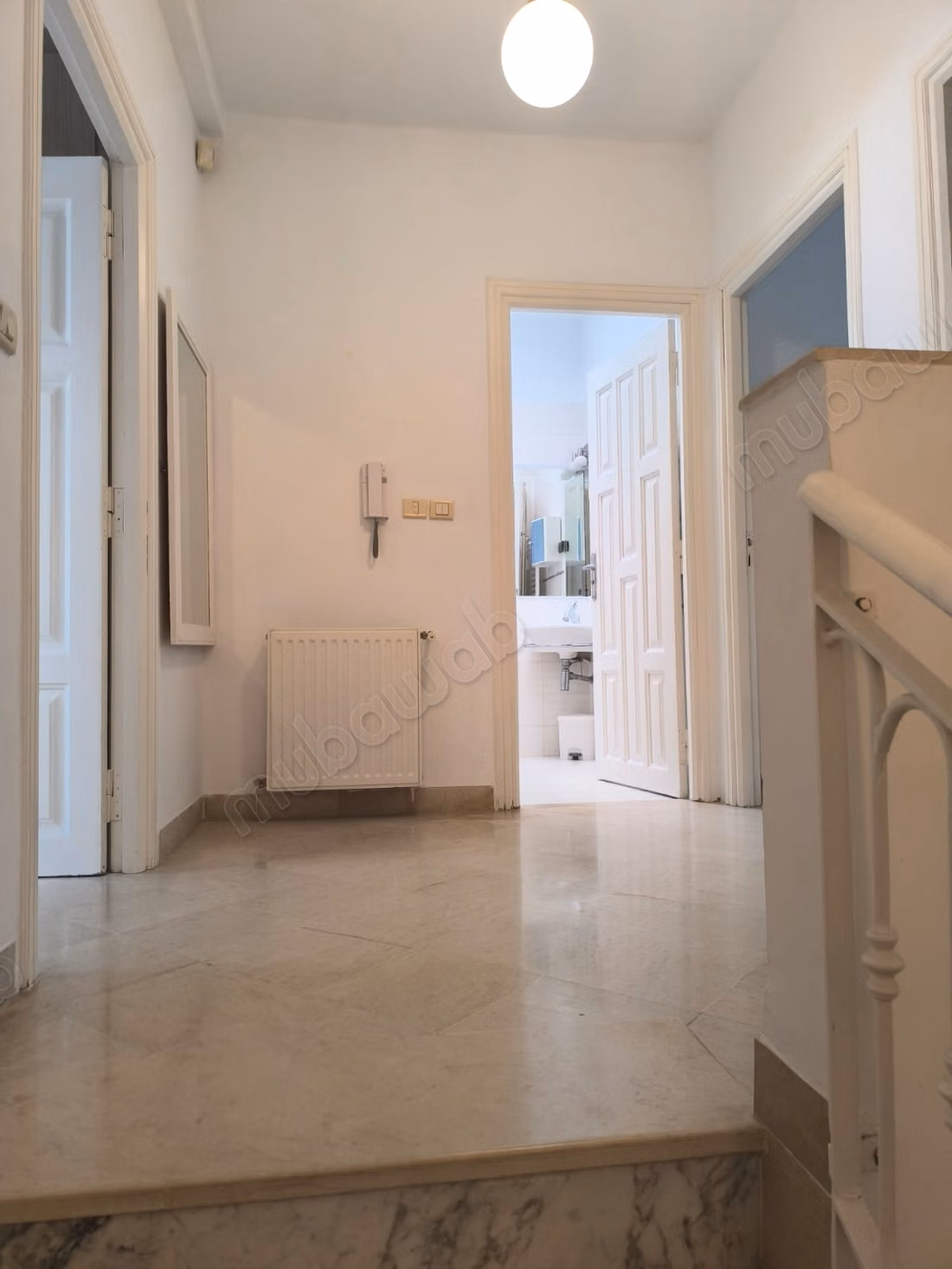Villa de haut standing à louer à La Marsa Ville. 3 chambres. Meublé