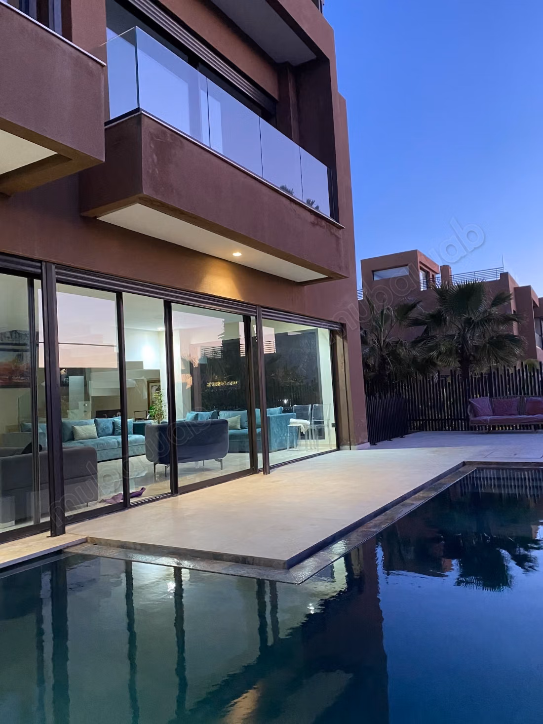Magnificent villa, sea view, close to the beach