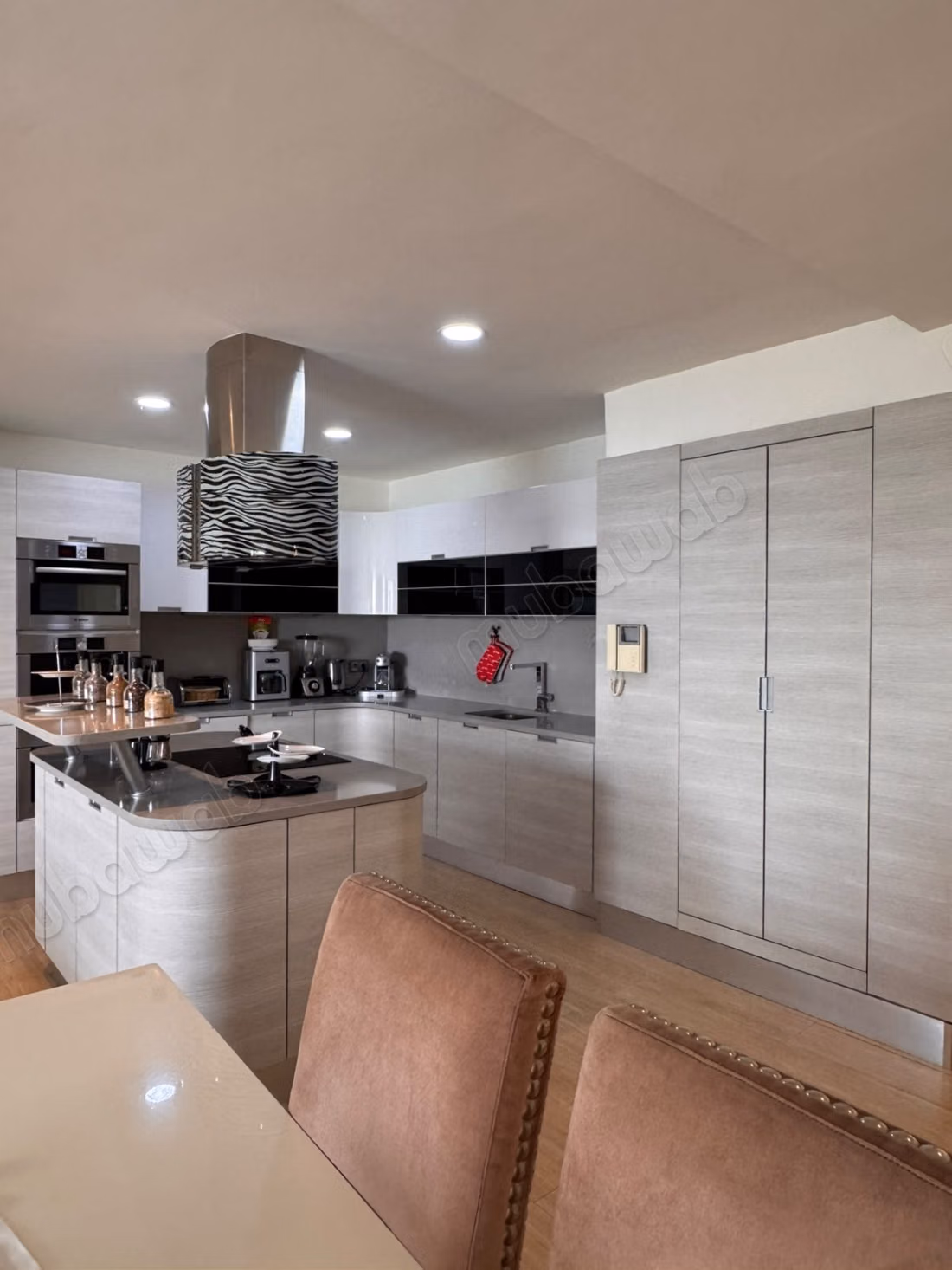 L'appartement à loué meublé entièrement rénové