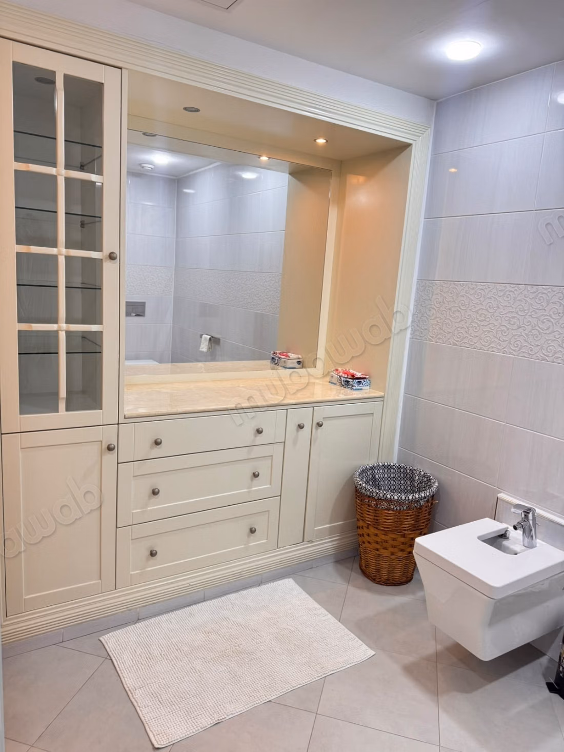 L'appartement à loué meublé entièrement rénové