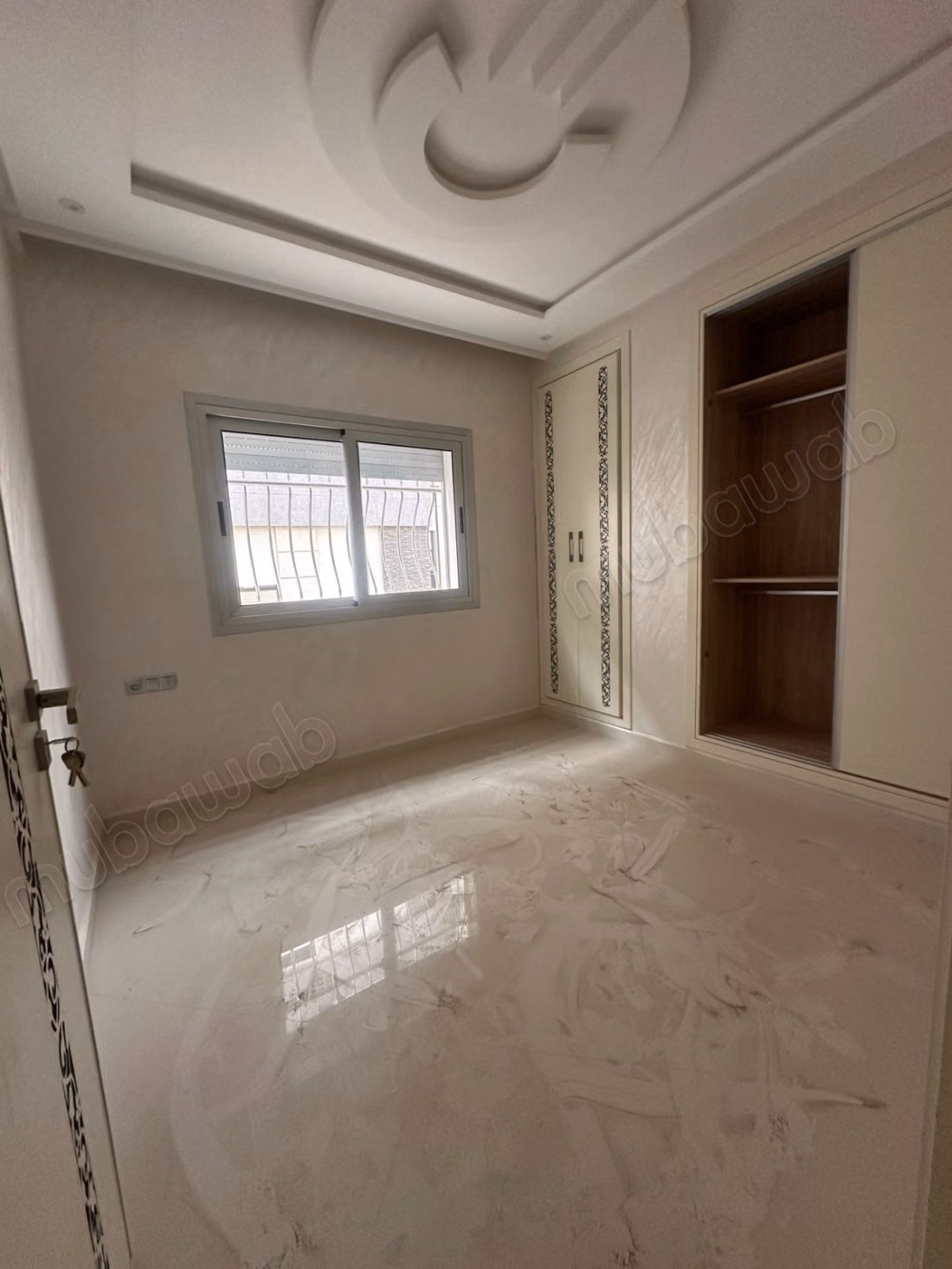 Appartement vide de deux chambres a louer
