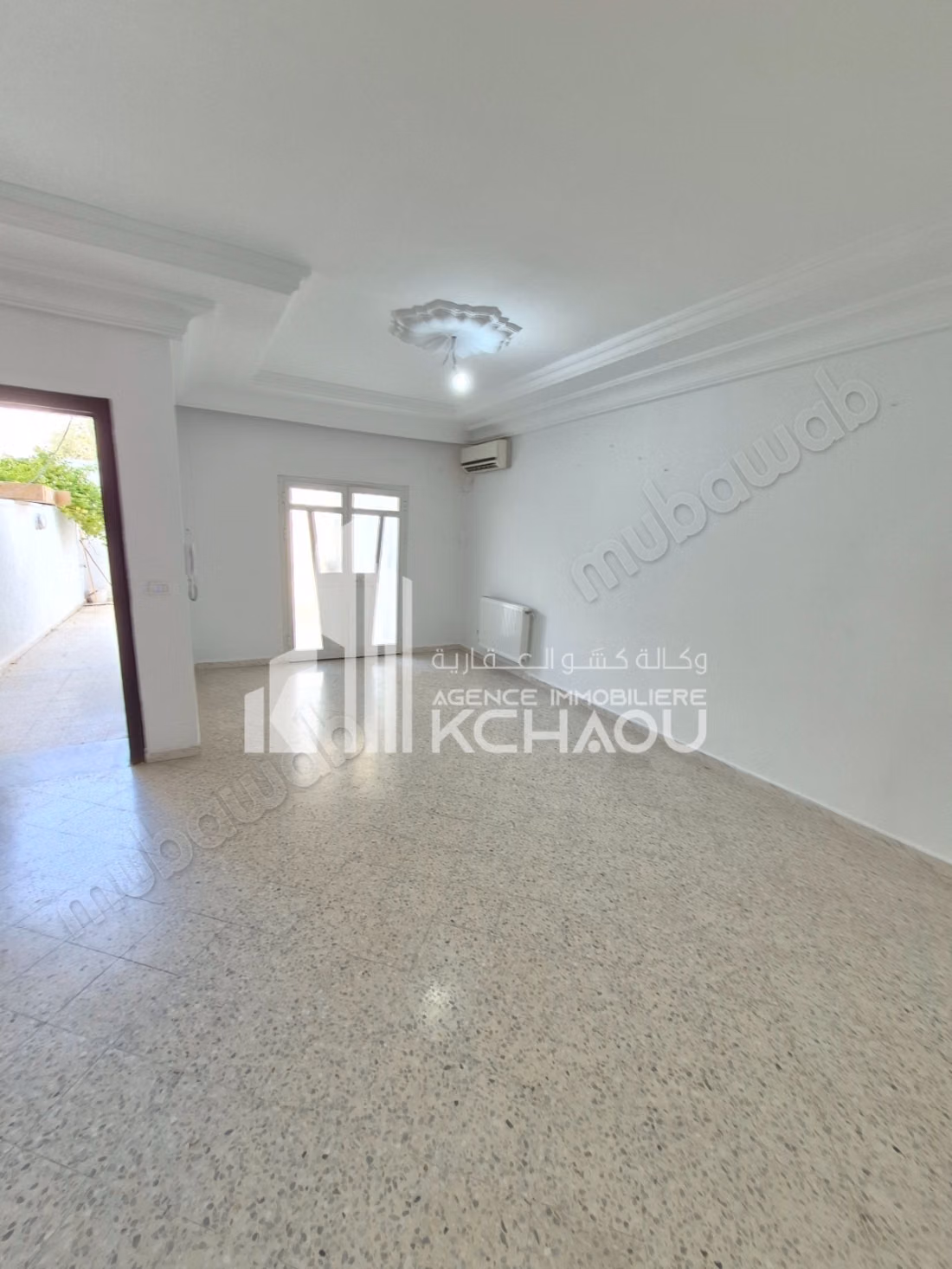 A louer rdc villa a cite ennozha
