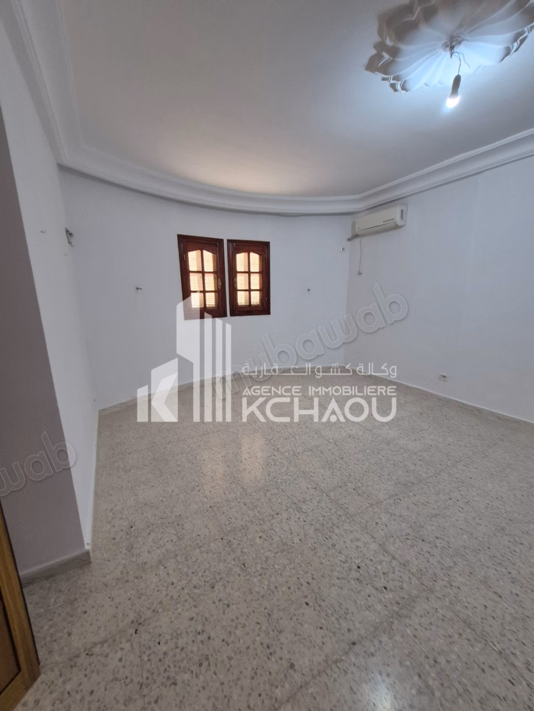 A louer rdc villa a cite ennozha