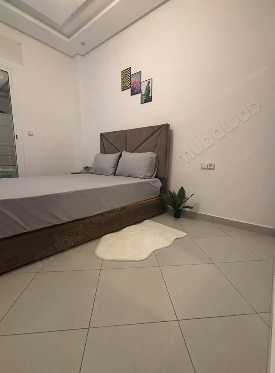 Très bel appartement en location à Tanja Balia. 
2 chambres agréables. 
Meublé