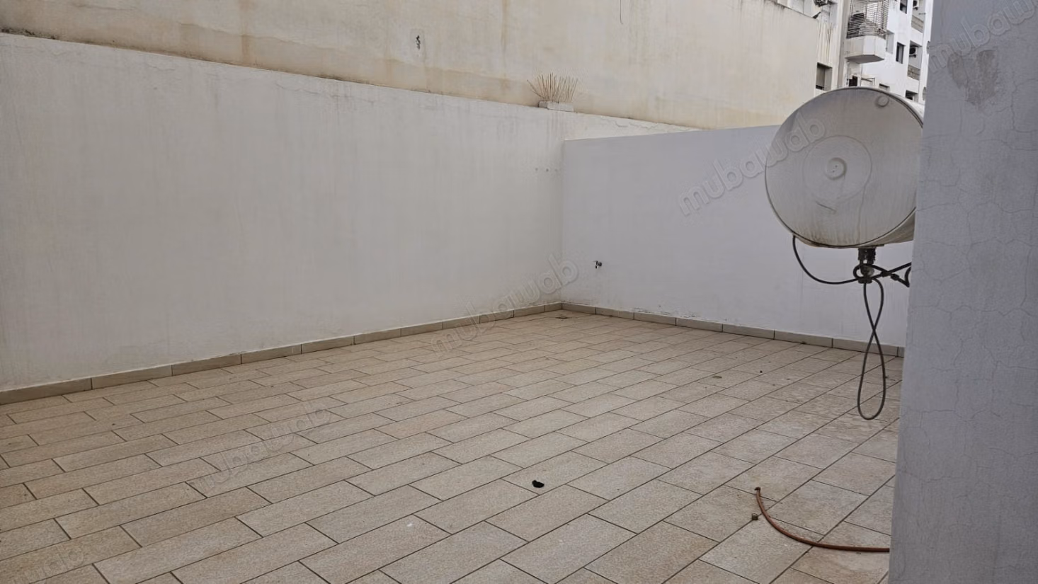 Alquile este apartamento en Haut Agdal. 1 habitación. Con ascensor y terraza