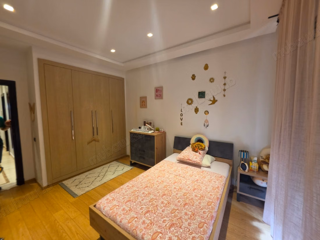 In affitto appartamento di alto standing 3 camere da letto, dressing XXL,