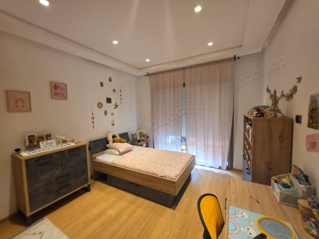 In affitto appartamento di alto standing 3 camere da letto, dressing XXL,