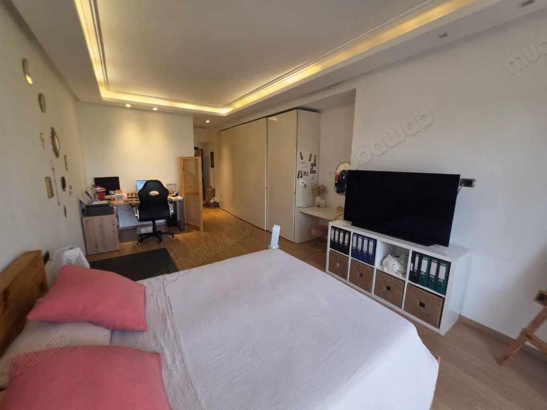 In affitto appartamento di alto standing 3 camere da letto, dressing XXL,