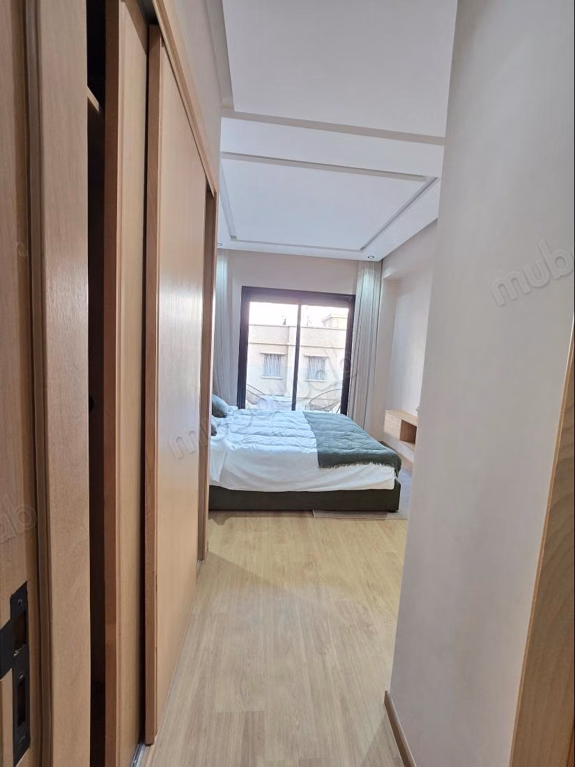 Grande studio arredato in affitto nel quartiere OASIS